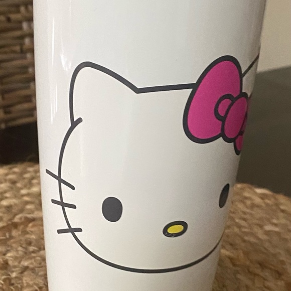 Hello Kitty Insulated Stainless Steel Travel Tumbler 🩷 - Picture 2 of 6
